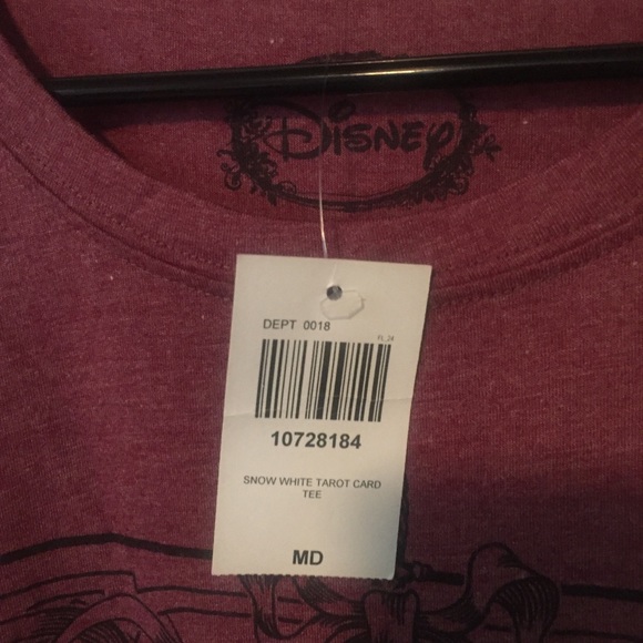 Disney Snow White tee hot topic - Picture 3 of 4